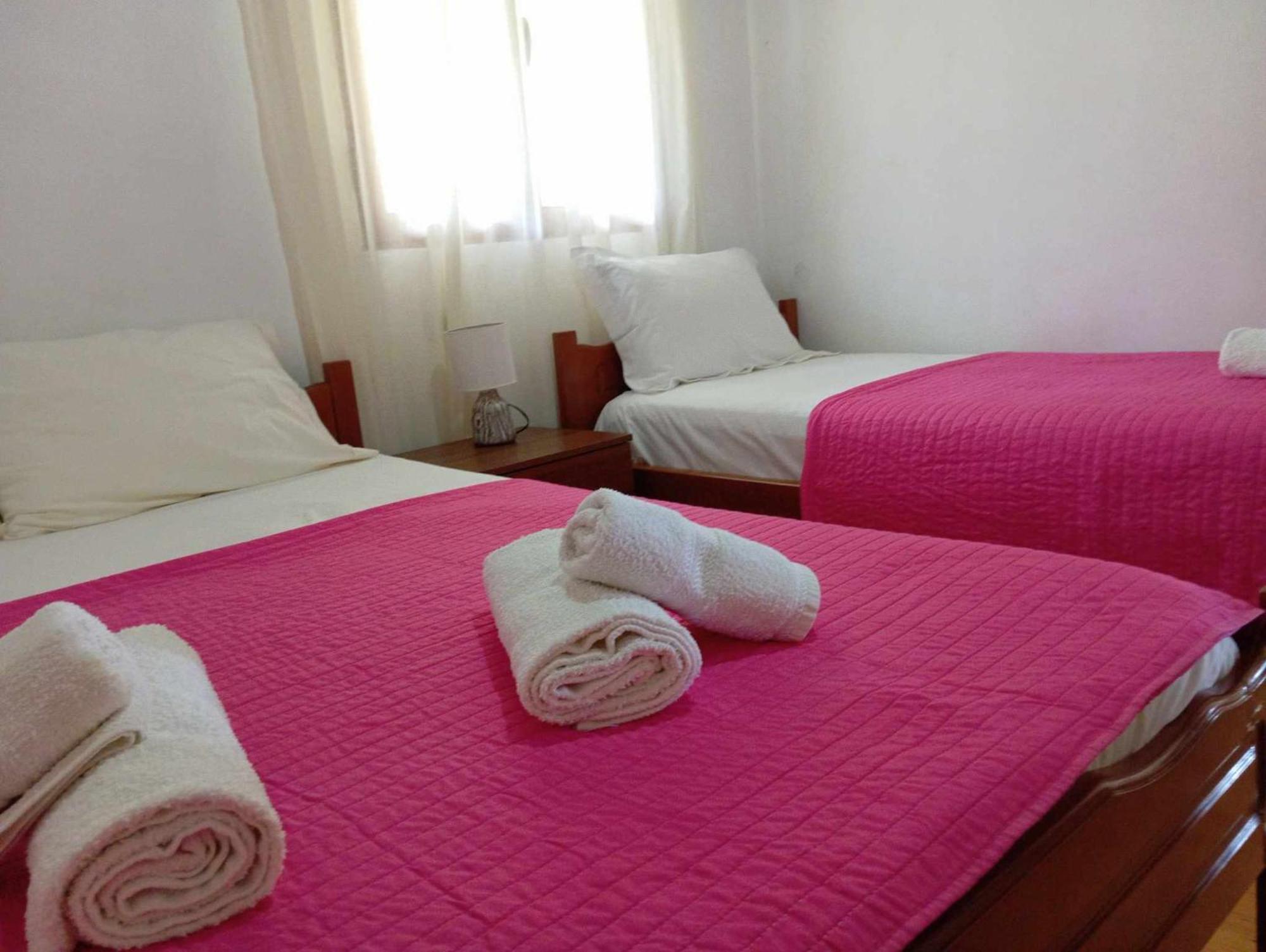 Relaxation Place Hotel Himarë Eksteriør billede